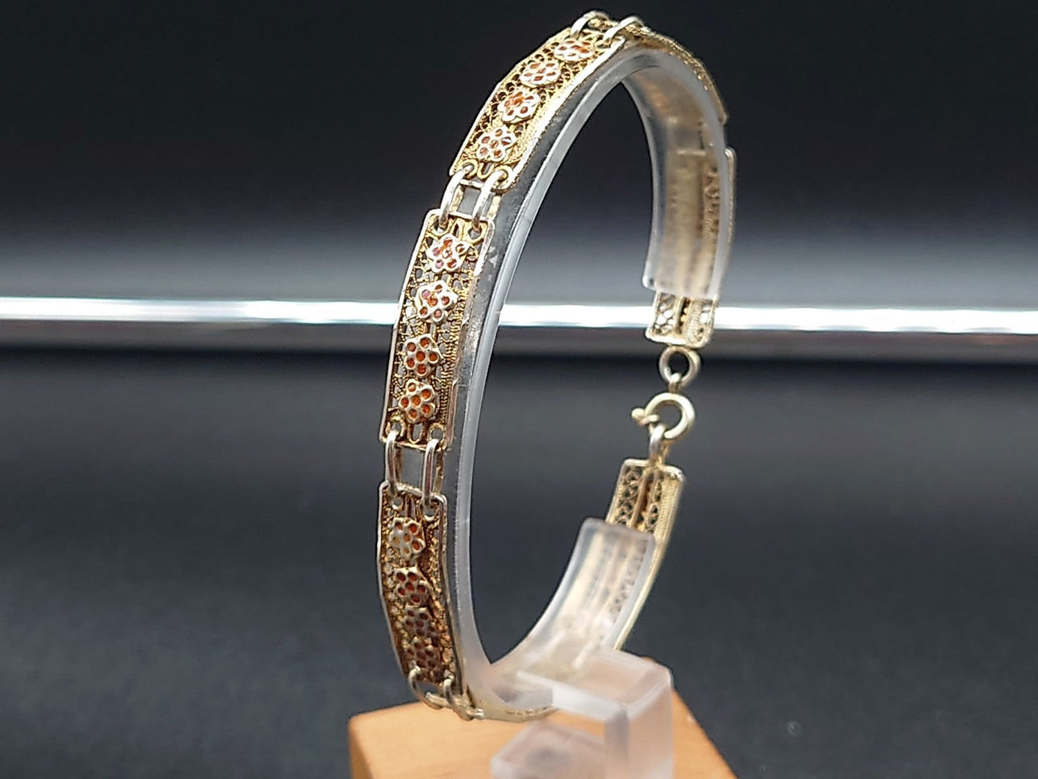 Gold Armbänder