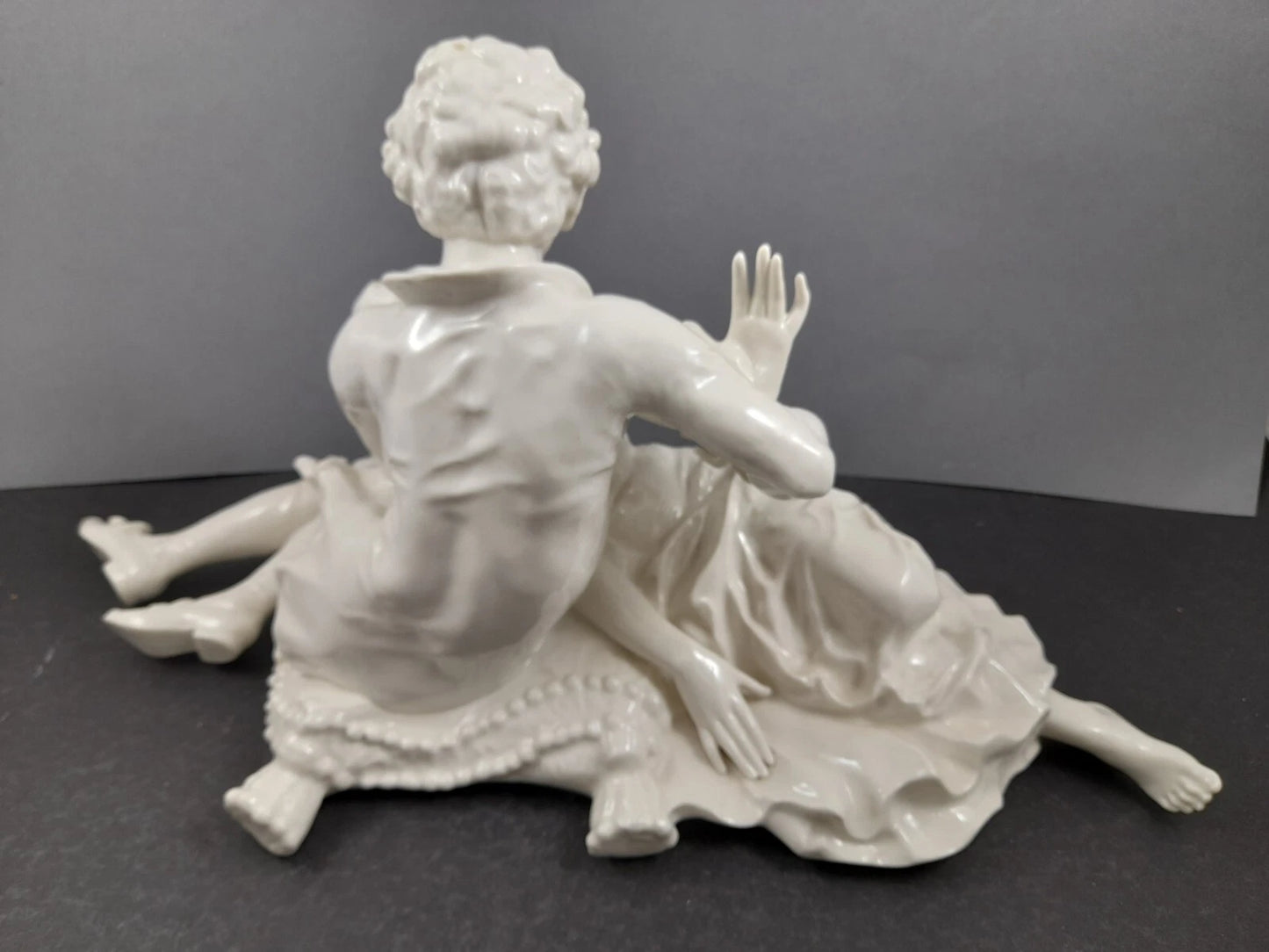 Hutschenreuther Porzellan - Porzellanfigur Liebespaar Karl Tutter Mitte 20JHD