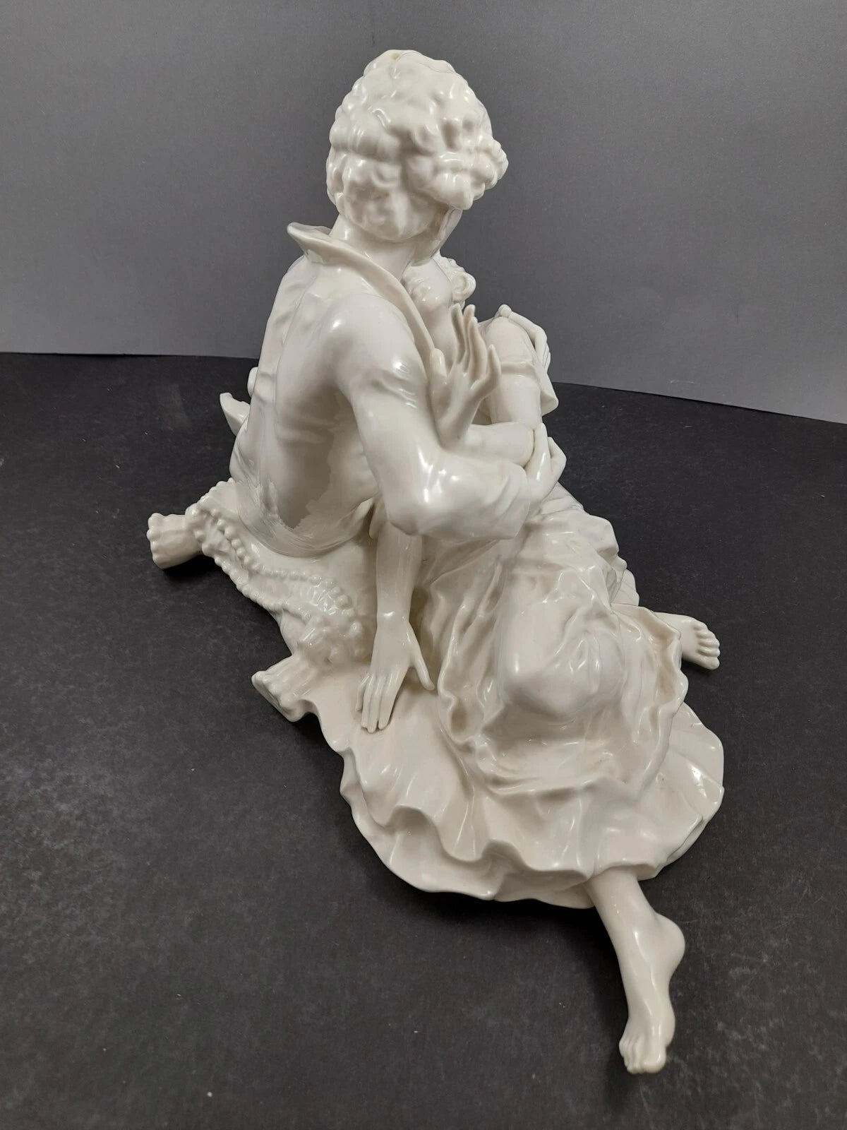 Hutschenreuther Porzellan - Porzellanfigur Liebespaar Karl Tutter Mitte 20JHD