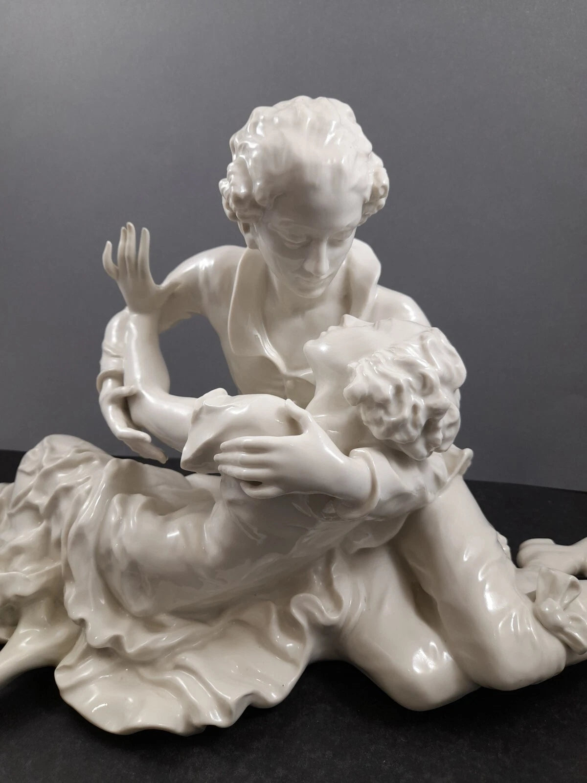 Hutschenreuther Porzellan - Porzellanfigur Liebespaar Karl Tutter Mitte 20JHD